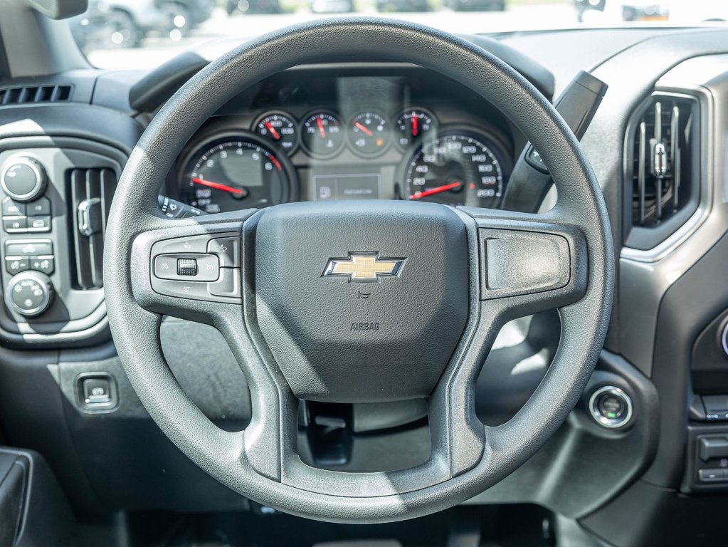 2026 Chevrolet Silverado 1500 in St-Jérôme, Quebec - 12 - w1024h768px