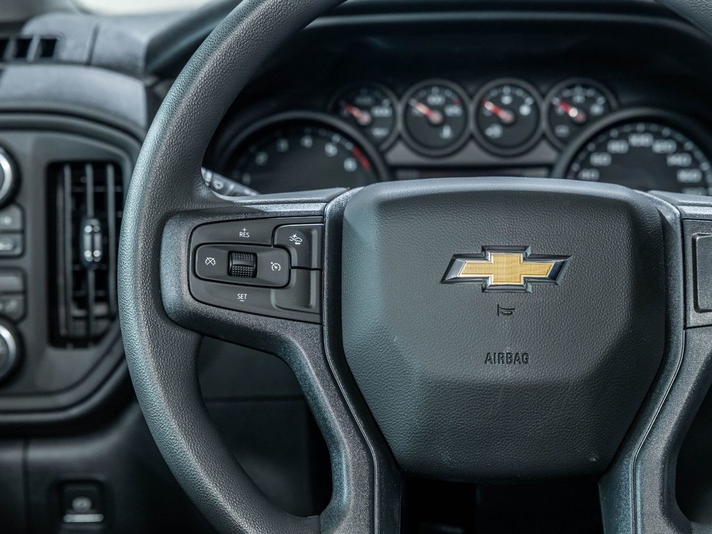Chevrolet Silverado 1500  2026 à St-Jérôme, Québec - 14 - w1024h768px