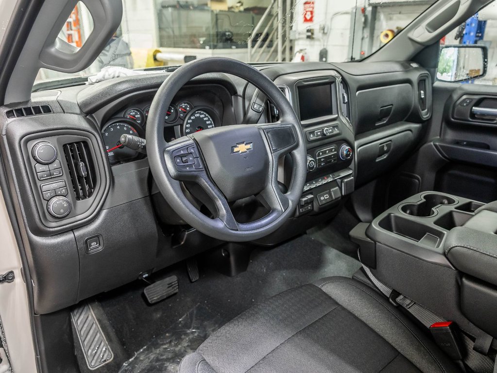 Chevrolet Silverado 1500  2026 à St-Jérôme, Québec - 11 - w1024h768px