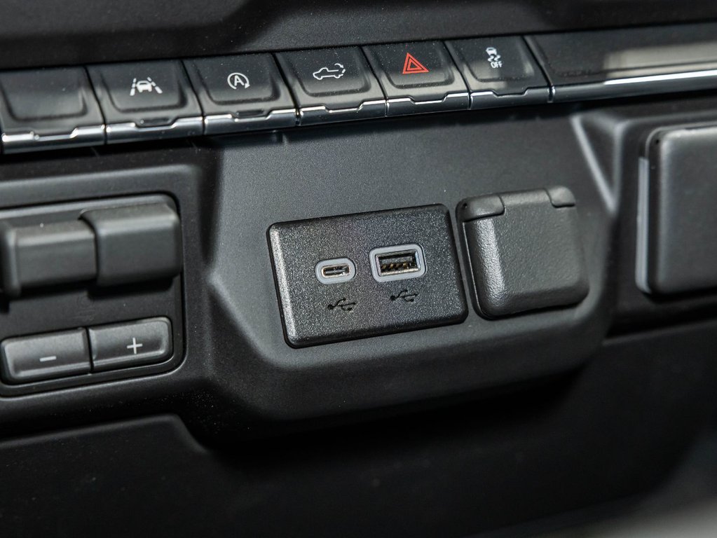 Chevrolet Silverado 1500  2026 à St-Jérôme, Québec - 26 - w1024h768px
