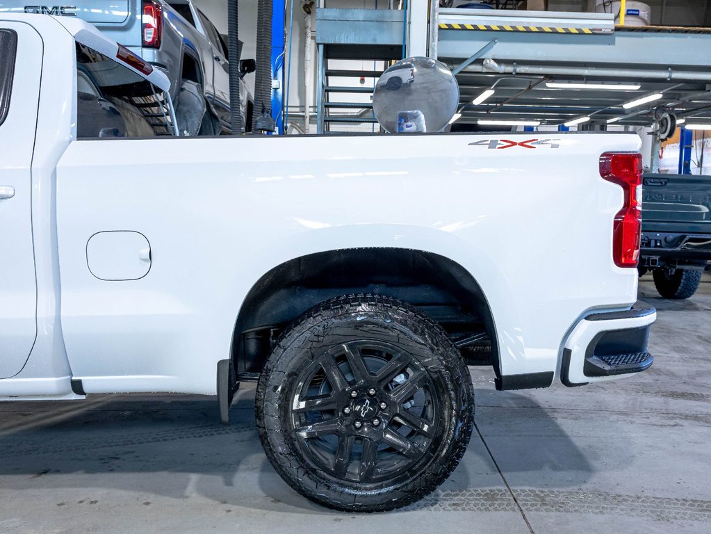 2026 Chevrolet Silverado 1500 in St-Jérôme, Quebec - 33 - w1024h768px