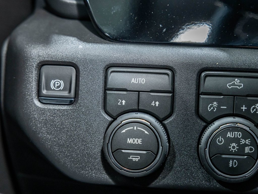 2026 Chevrolet Silverado 1500 in St-Jérôme, Quebec - 25 - w1024h768px