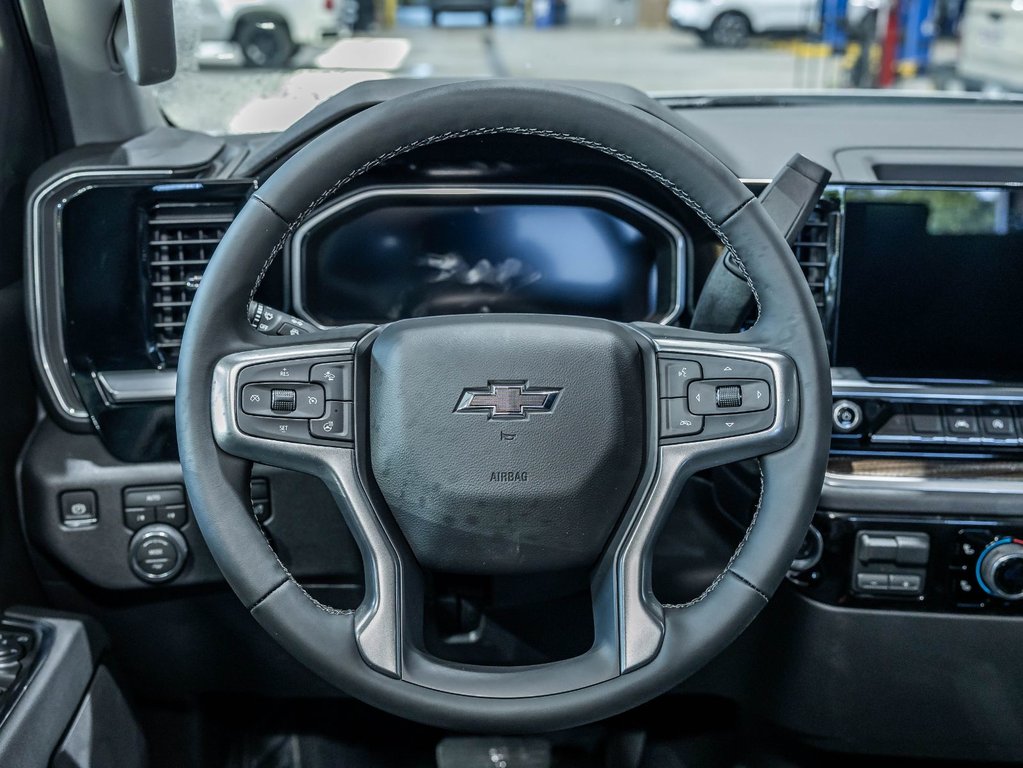 2026 Chevrolet Silverado 1500 in St-Jérôme, Quebec - 13 - w1024h768px