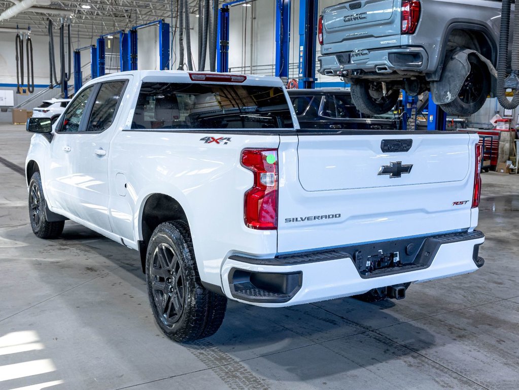 2026 Chevrolet Silverado 1500 in St-Jérôme, Quebec - 6 - w1024h768px