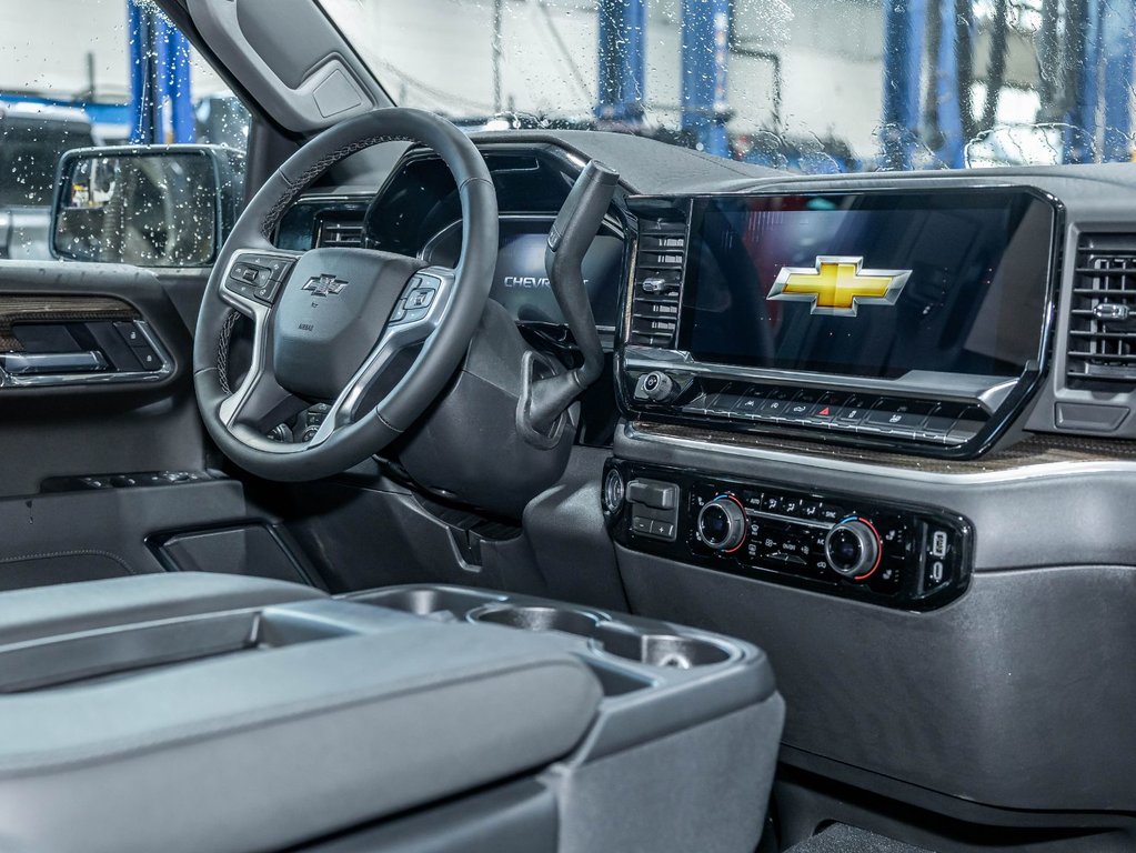 Chevrolet Silverado 1500  2026 à St-Jérôme, Québec - 30 - w1024h768px