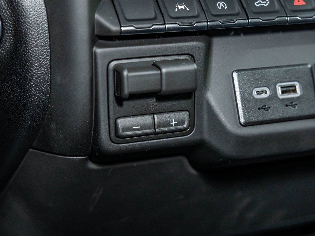 2026 Chevrolet Silverado 1500 in St-Jérôme, Quebec - 23 - w1024h768px