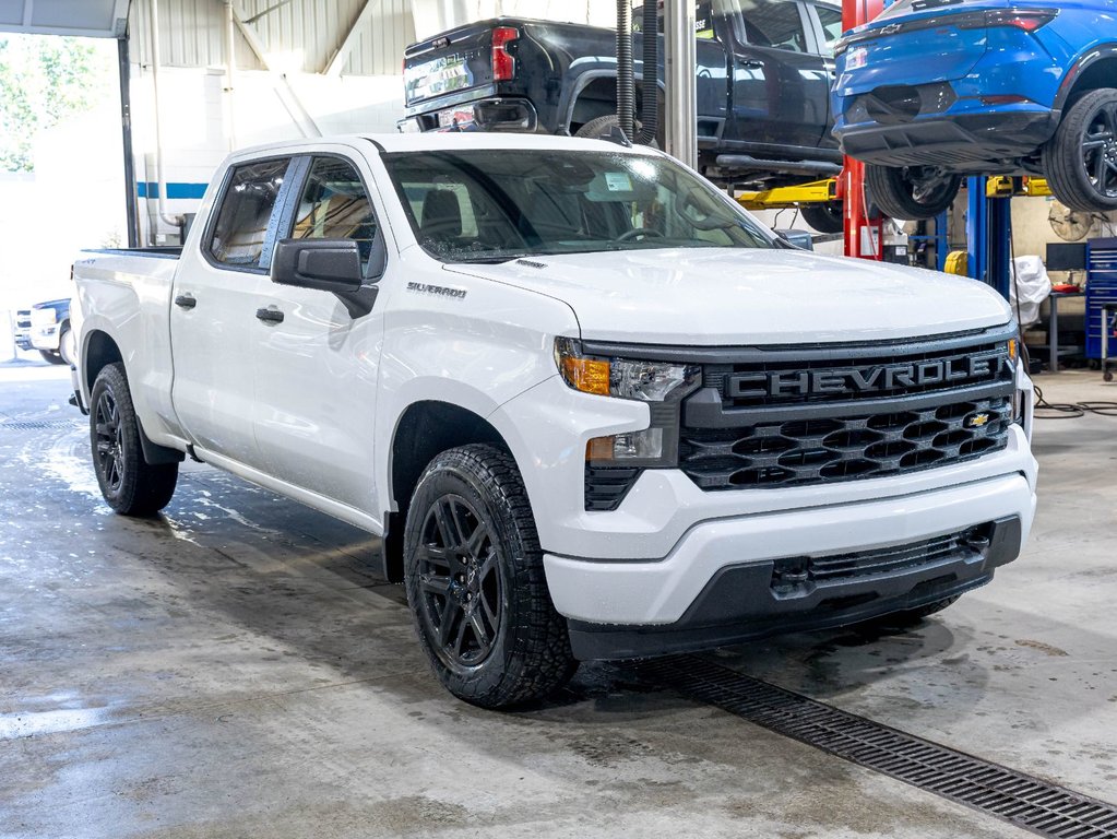 2026 Chevrolet Silverado 1500 in St-Jérôme, Quebec - 9 - w1024h768px