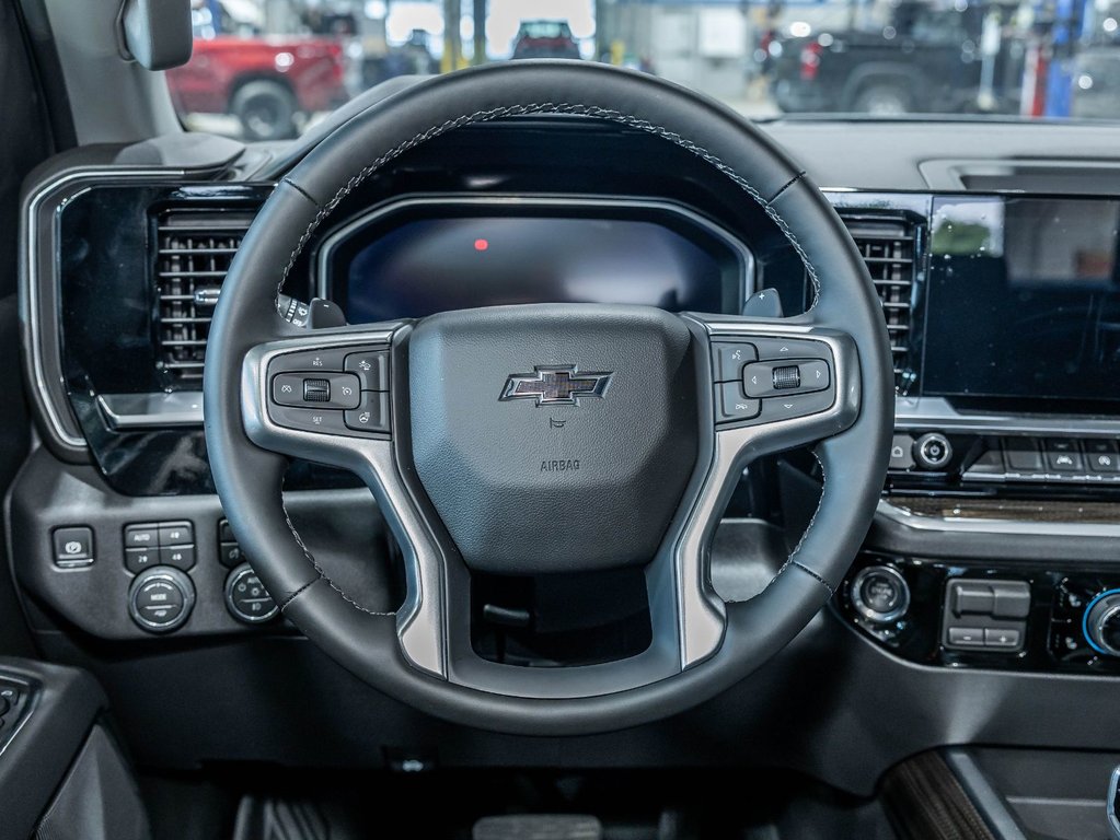 2026 Chevrolet Silverado 1500 in St-Jérôme, Quebec - 13 - w1024h768px