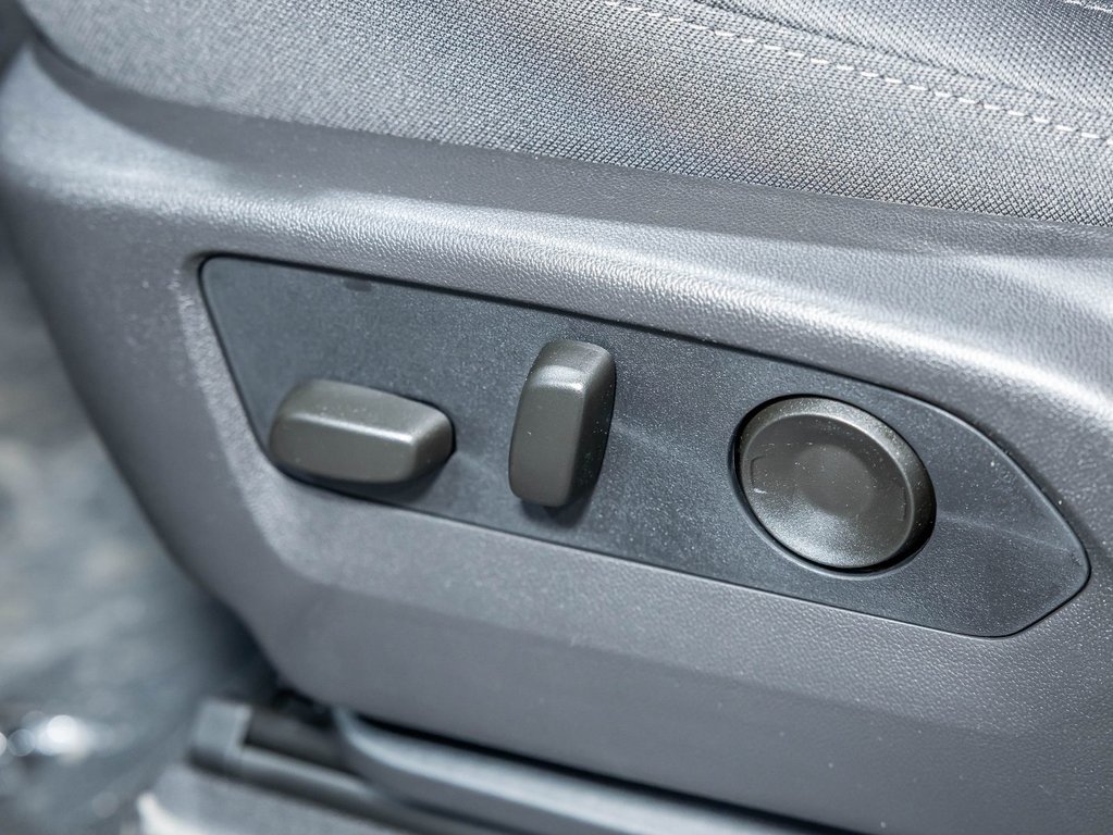 2026 Chevrolet Silverado 1500 in St-Jérôme, Quebec - 24 - w1024h768px