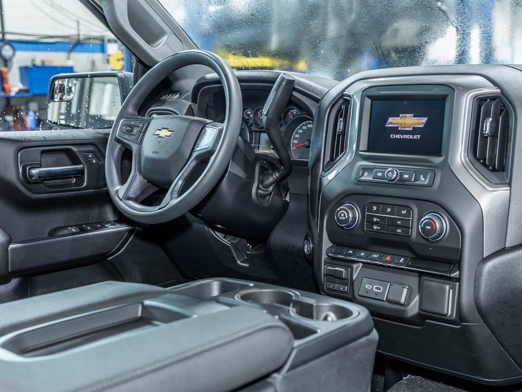 2026 Chevrolet Silverado 1500 in St-Jérôme, Quebec - 27 - w1024h768px