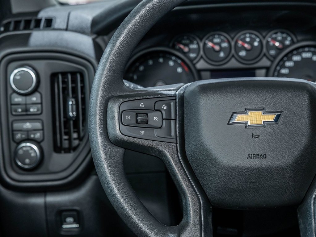 Chevrolet Silverado 1500  2026 à St-Jérôme, Québec - 14 - w1024h768px