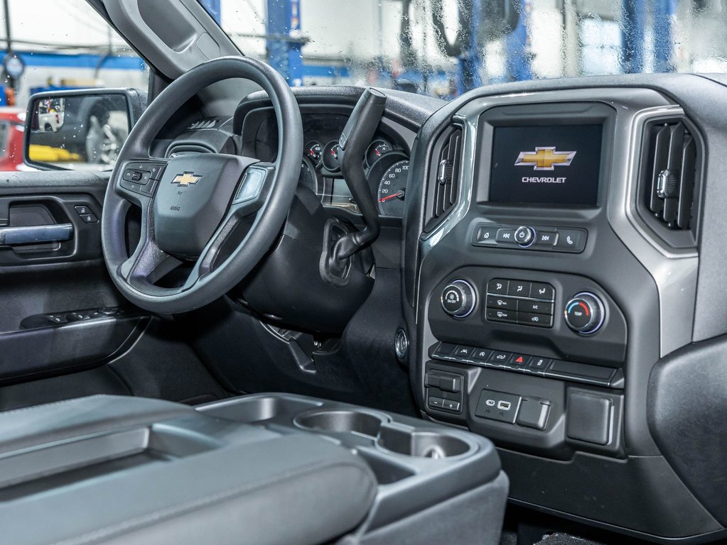 Chevrolet Silverado 1500  2026 à St-Jérôme, Québec - 28 - w1024h768px