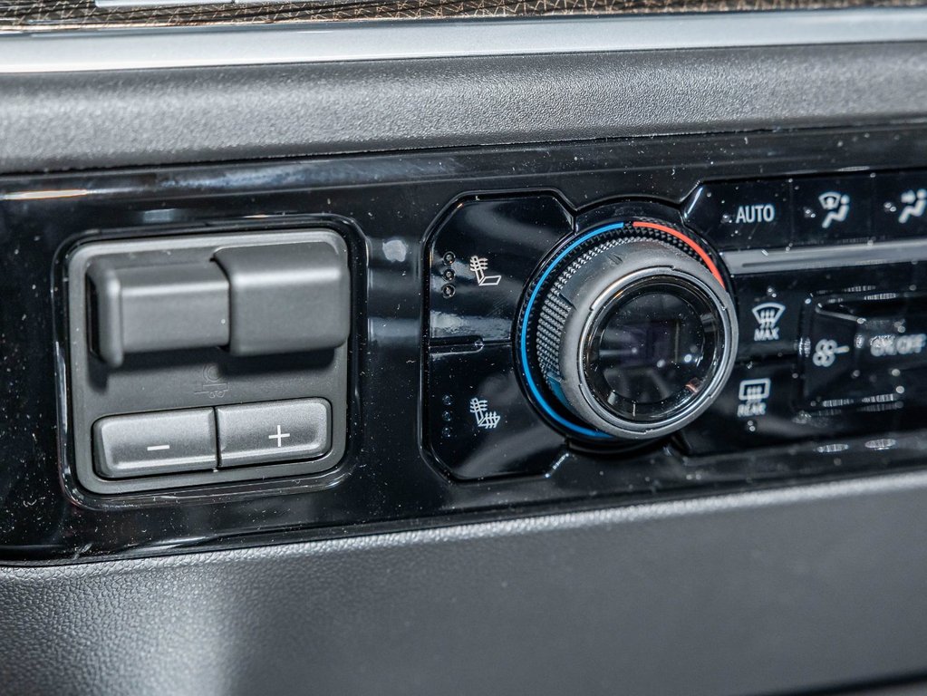 2026 Chevrolet Silverado 1500 in St-Jérôme, Quebec - 22 - w1024h768px