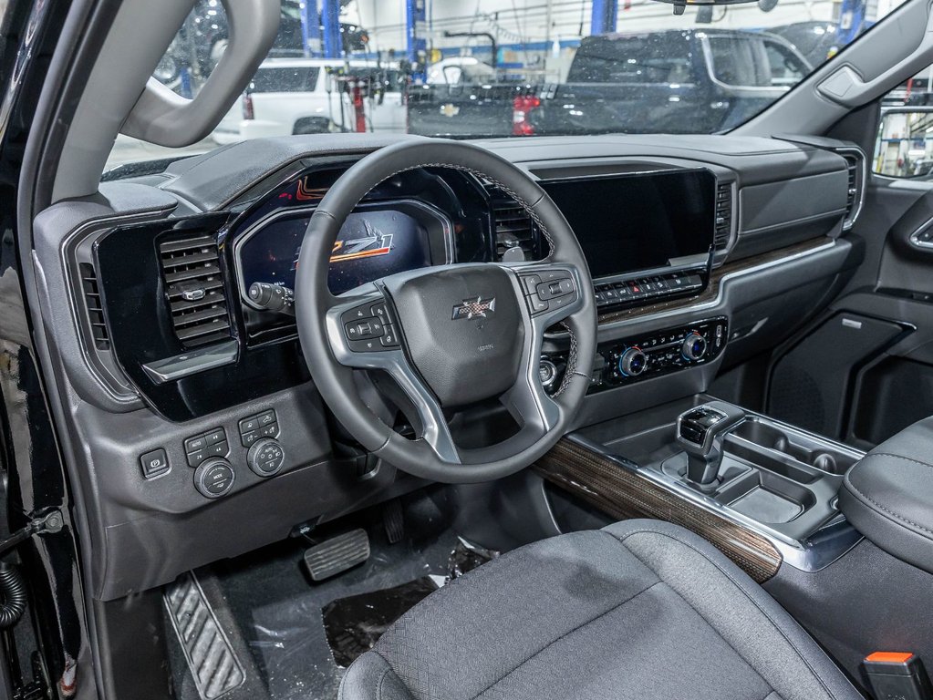 2026 Chevrolet Silverado 1500 in St-Jérôme, Quebec - 12 - w1024h768px