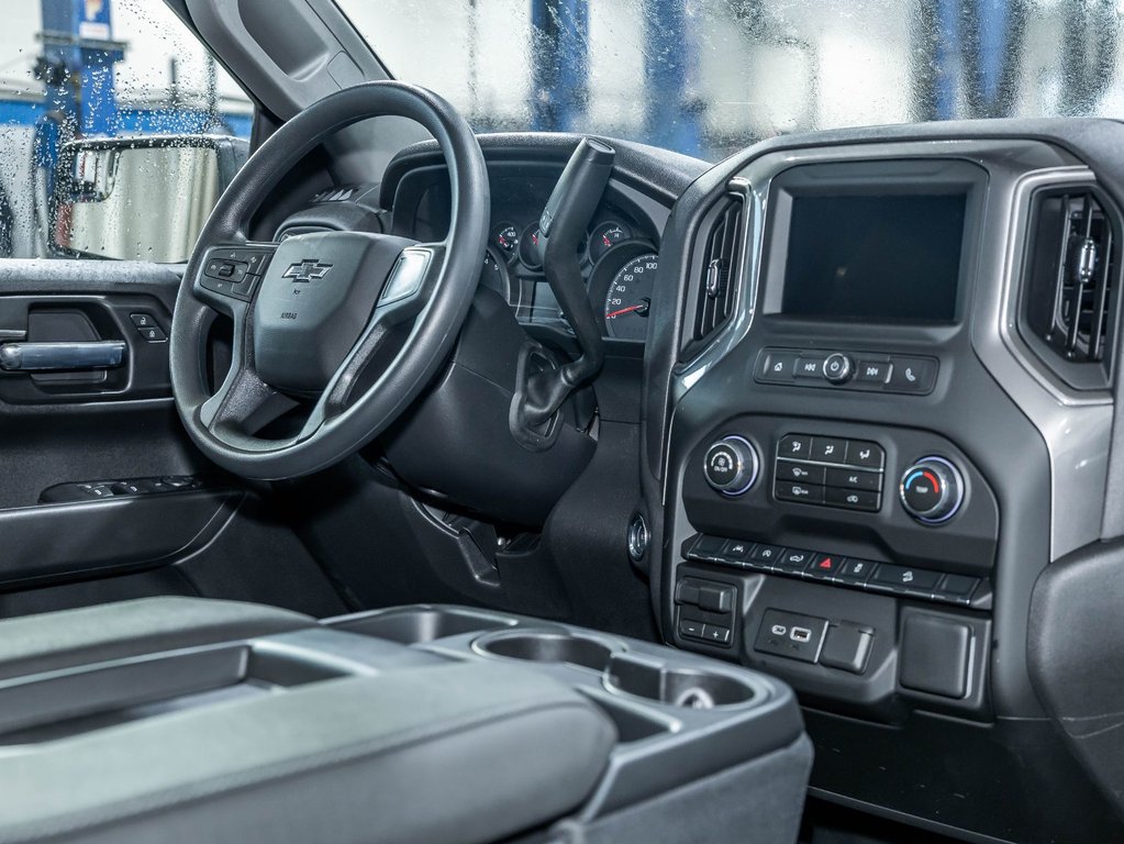 2026 Chevrolet Silverado 1500 in St-Jérôme, Quebec - 27 - w1024h768px