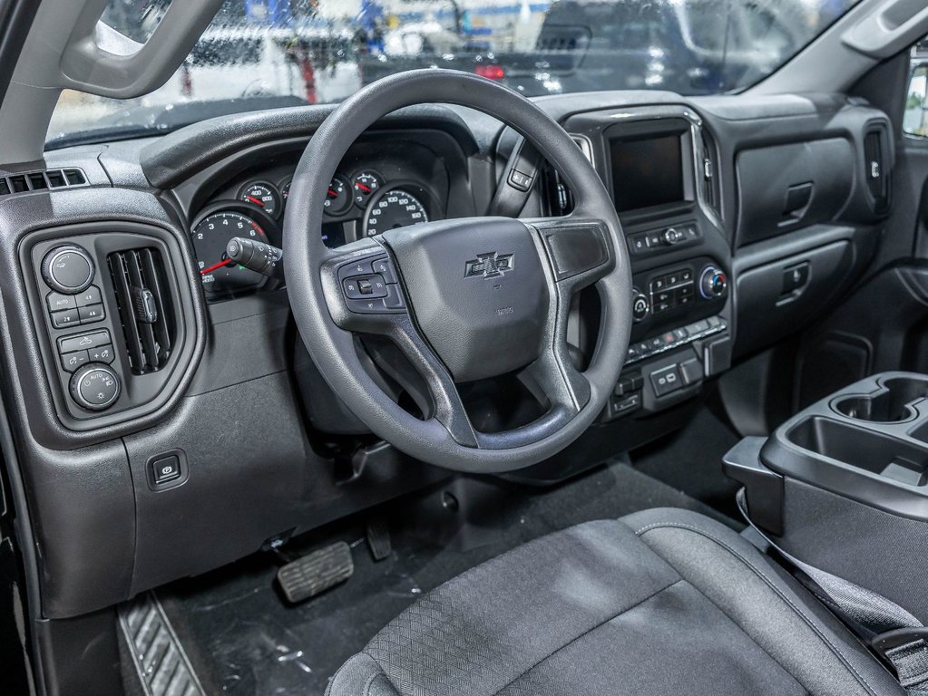 Chevrolet Silverado 1500  2026 à St-Jérôme, Québec - 11 - w1024h768px