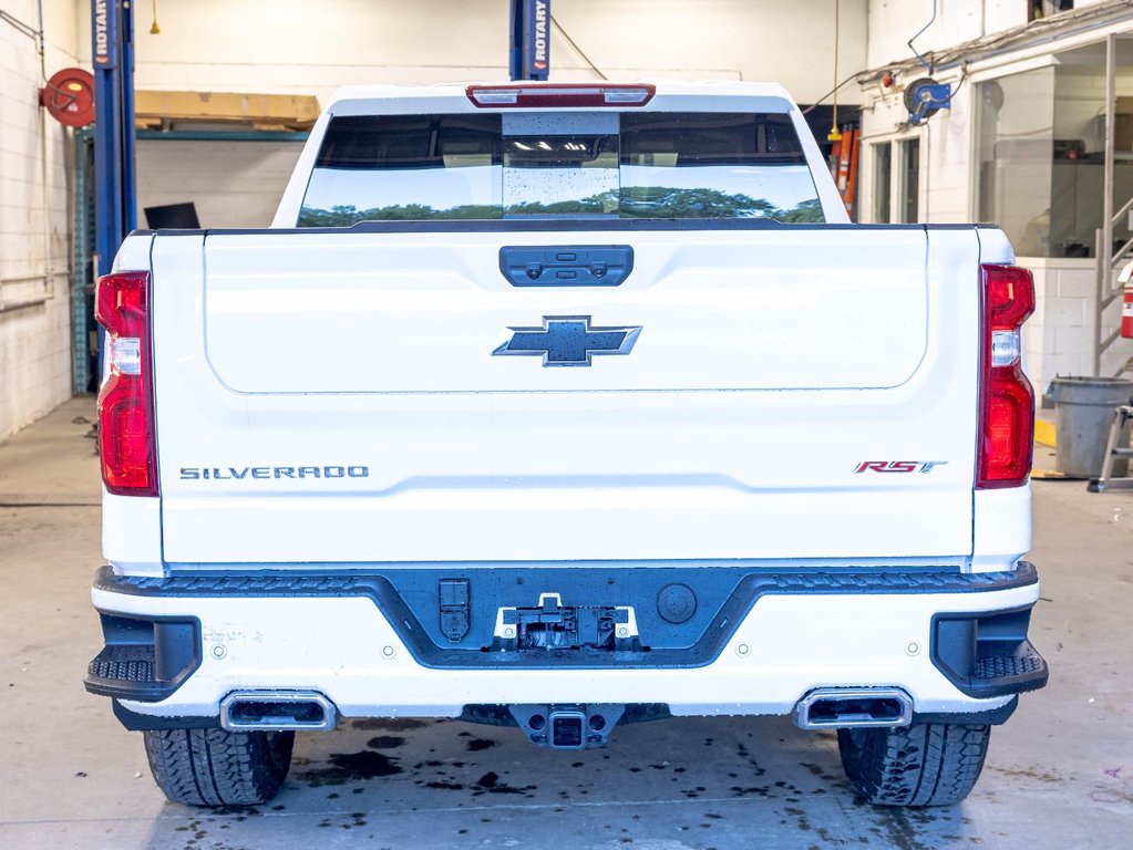 2026 Chevrolet Silverado 1500 in St-Jérôme, Quebec - 8 - w1024h768px