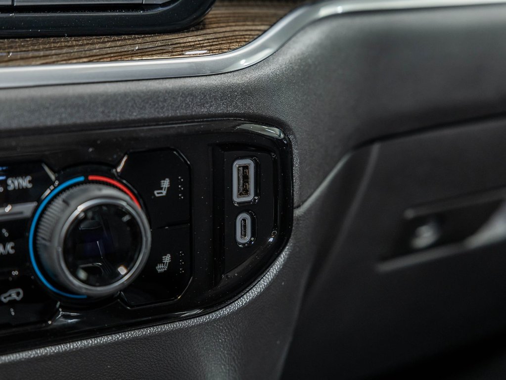 2026 Chevrolet Silverado 1500 in St-Jérôme, Quebec - 29 - w1024h768px