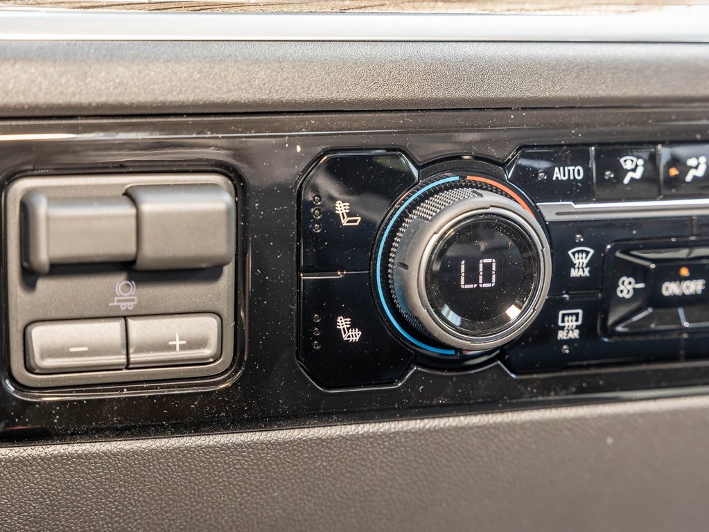 2026 Chevrolet Silverado 1500 in St-Jérôme, Quebec - 23 - w1024h768px