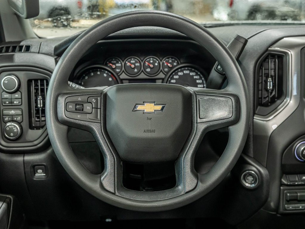 Chevrolet Silverado 1500  2026 à St-Jérôme, Québec - 10 - w1024h768px