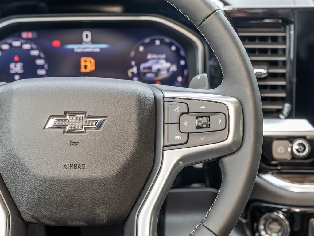2026 Chevrolet Silverado 1500 in St-Jérôme, Quebec - 16 - w1024h768px