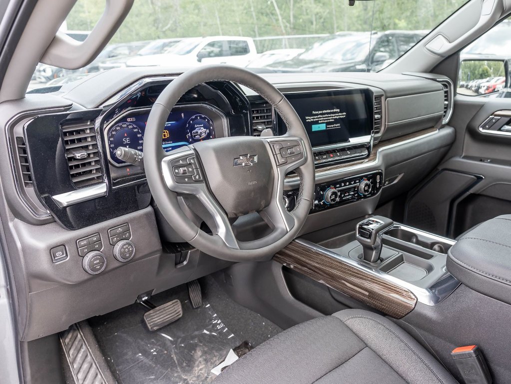2026 Chevrolet Silverado 1500 in St-Jérôme, Quebec - 12 - w1024h768px