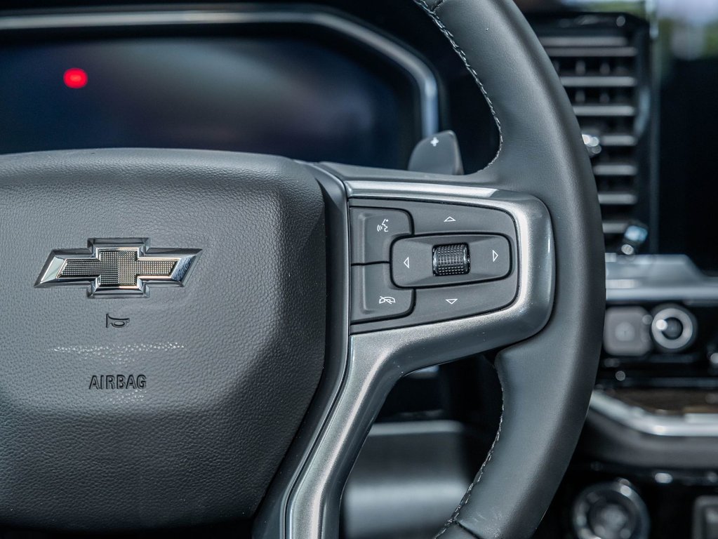 2026 Chevrolet Silverado 1500 in St-Jérôme, Quebec - 16 - w1024h768px