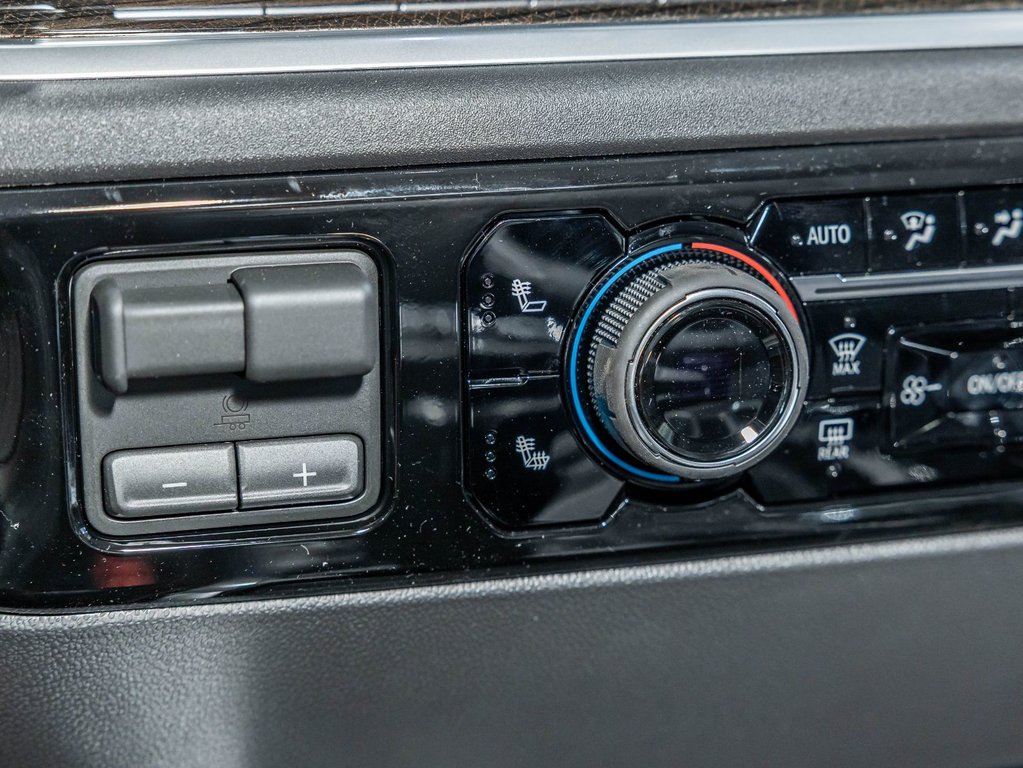 2026 Chevrolet Silverado 1500 in St-Jérôme, Quebec - 22 - w1024h768px