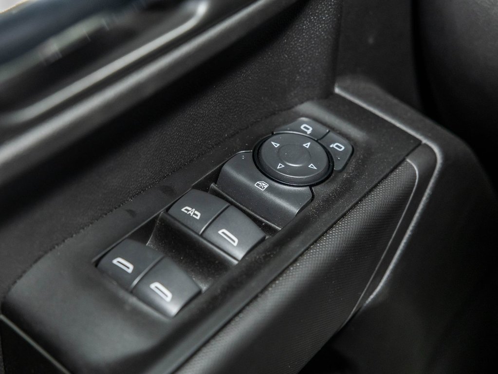 2026 Chevrolet Silverado 1500 in St-Jérôme, Quebec - 25 - w1024h768px