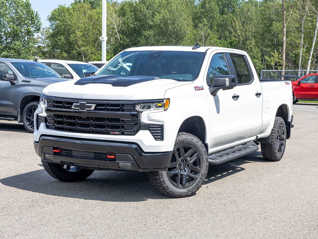 2026 Chevrolet Silverado 1500 in St-Jérôme, Quebec - 1 - w1024h768px