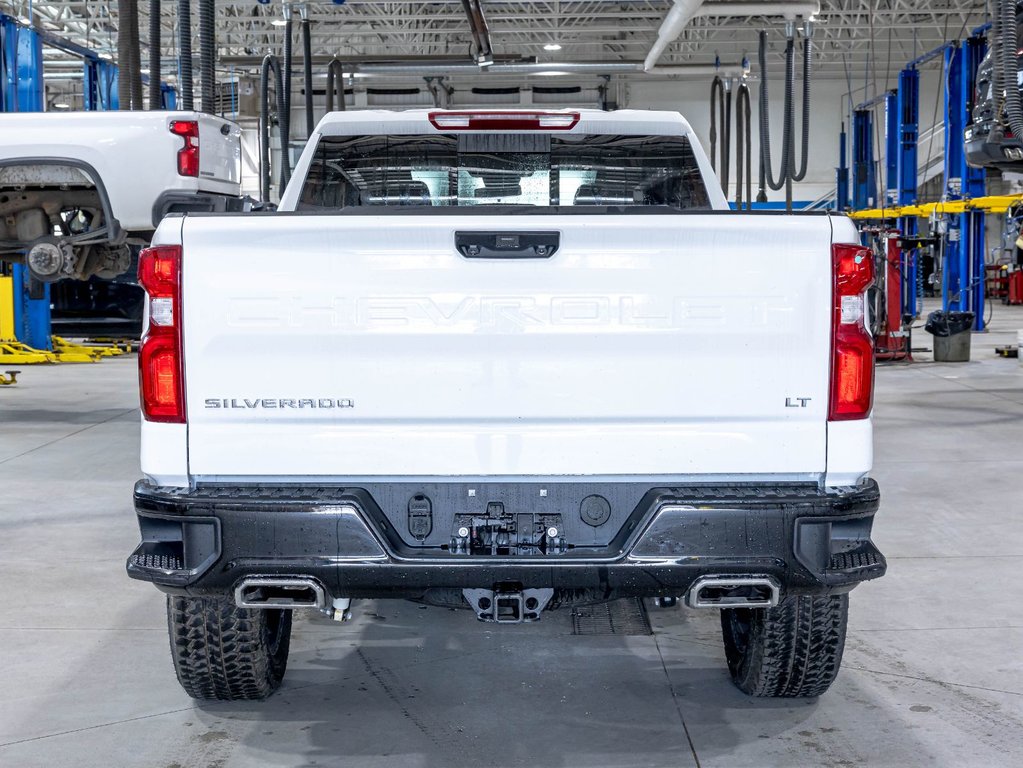 Chevrolet Silverado 1500  2026 à St-Jérôme, Québec - 8 - w1024h768px