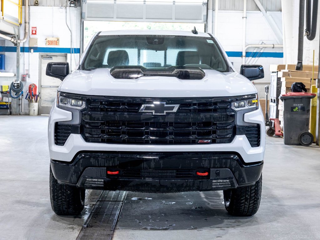 Chevrolet Silverado 1500  2026 à St-Jérôme, Québec - 2 - w1024h768px