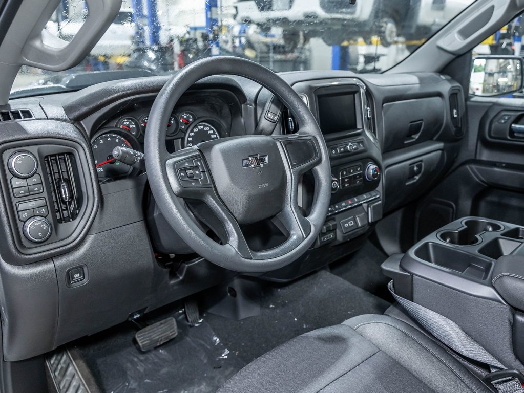 Chevrolet Silverado 1500  2026 à St-Jérôme, Québec - 10 - w1024h768px
