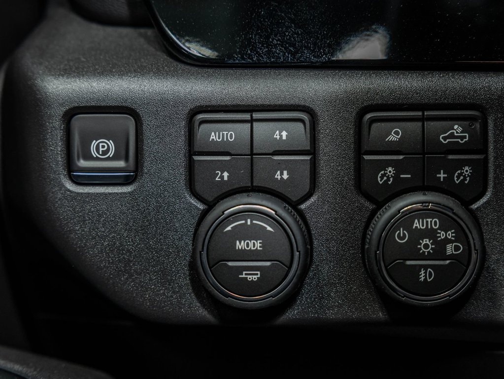2026 Chevrolet Silverado 1500 in St-Jérôme, Quebec - 25 - w1024h768px
