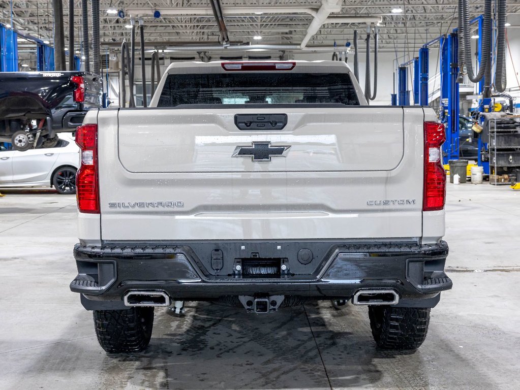 Chevrolet Silverado 1500  2026 à St-Jérôme, Québec - 6 - w1024h768px