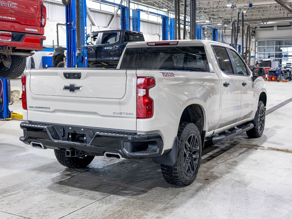 Chevrolet Silverado 1500  2026 à St-Jérôme, Québec - 8 - w1024h768px