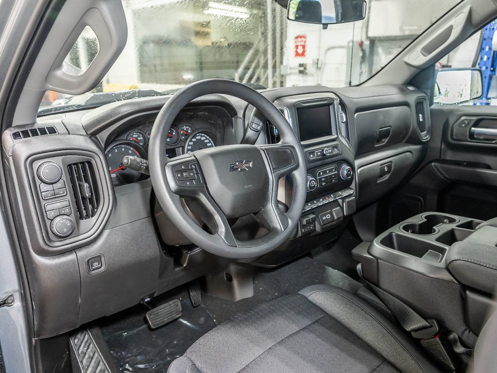 2026 Chevrolet Silverado 1500 in St-Jérôme, Quebec - 11 - w1024h768px