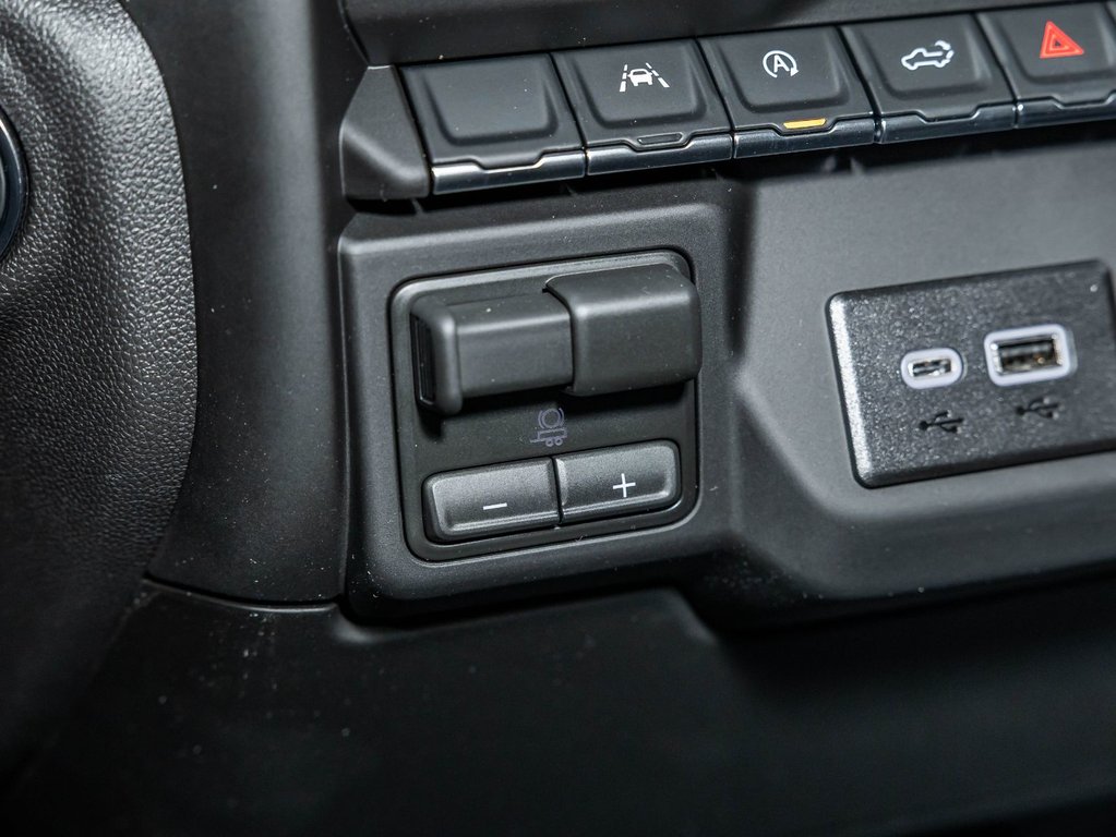 2026 Chevrolet Silverado 1500 in St-Jérôme, Quebec - 23 - w1024h768px
