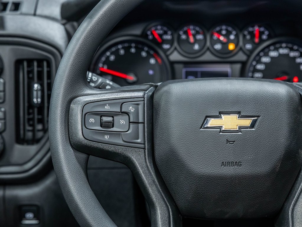 2026 Chevrolet Silverado 1500 in St-Jérôme, Quebec - 13 - w1024h768px