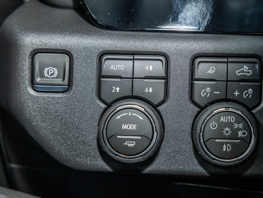 2026 Chevrolet Silverado 1500 in St-Jérôme, Quebec - 21 - w1024h768px