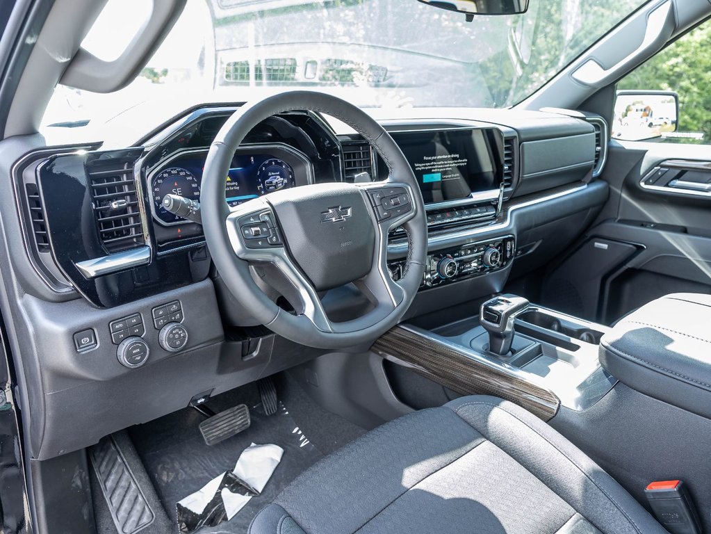 2026 Chevrolet Silverado 1500 in St-Jérôme, Quebec - 12 - w1024h768px
