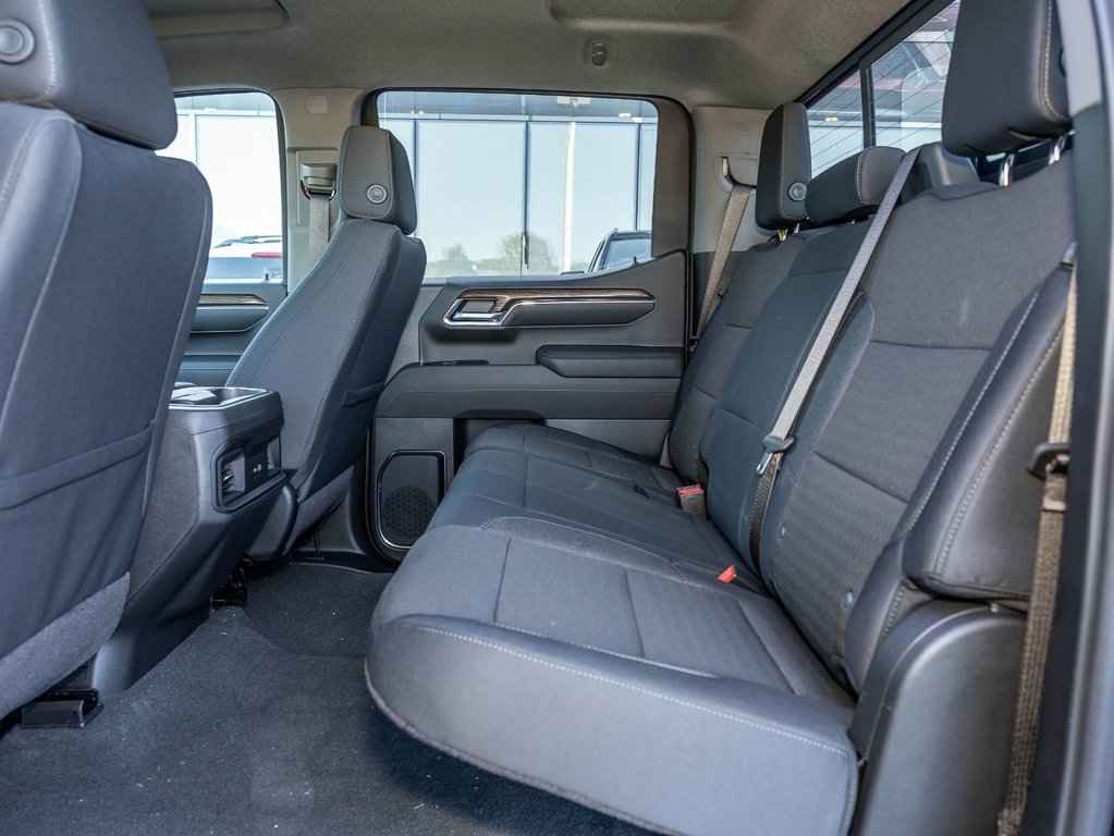 2026 Chevrolet Silverado 1500 in St-Jérôme, Quebec - 30 - w1024h768px