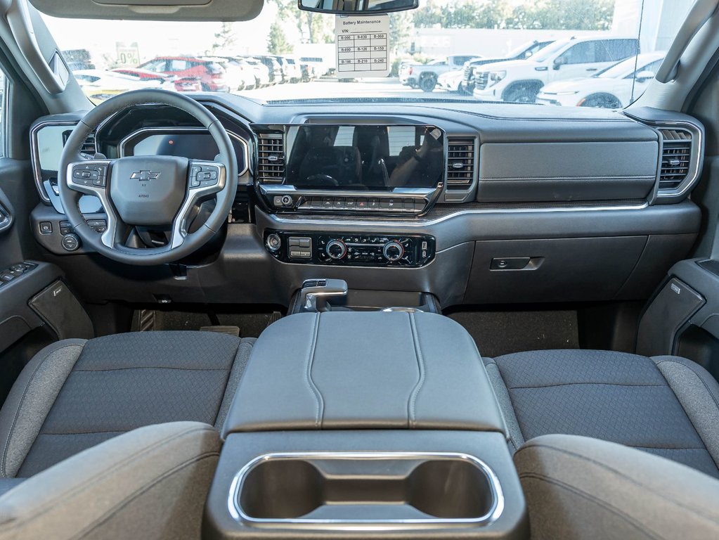 2026 Chevrolet Silverado 1500 in St-Jérôme, Quebec - 4 - w1024h768px
