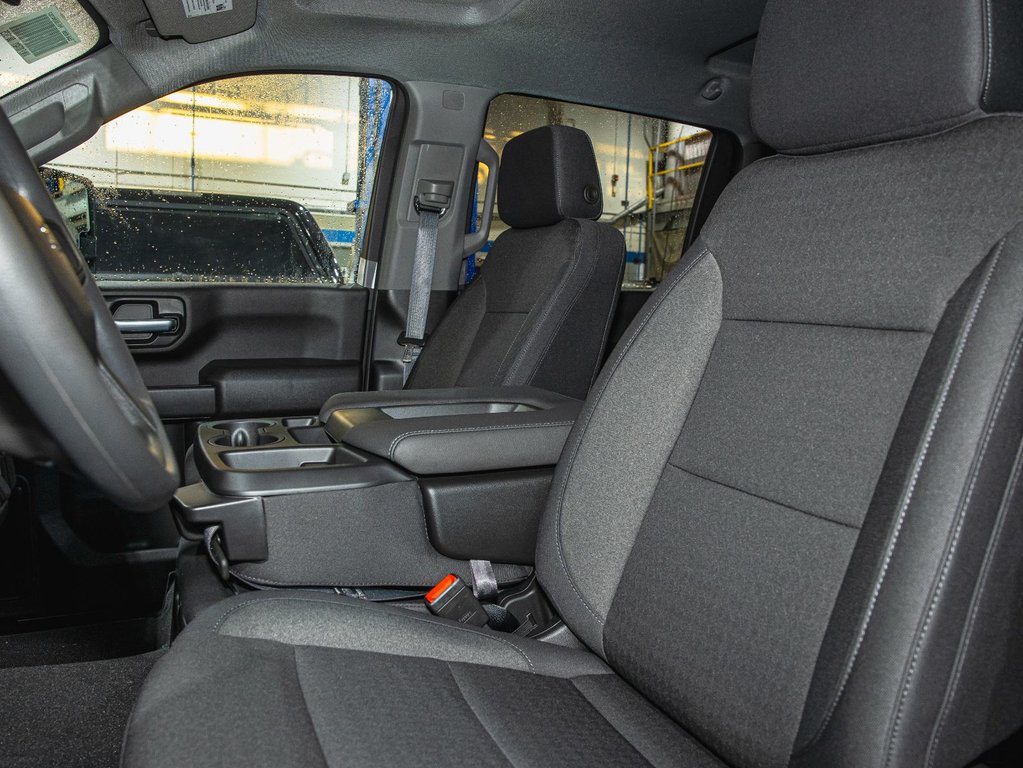 2026 Chevrolet SILVERADO 2500 4RM CUSTOM CREW in St-Jérôme, Quebec - 10 - w1024h768px