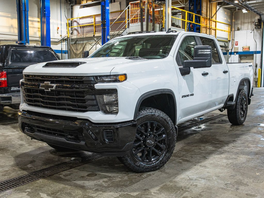2026 Chevrolet SILVERADO 2500 4RM CUSTOM CREW in St-Jérôme, Quebec - 1 - w1024h768px