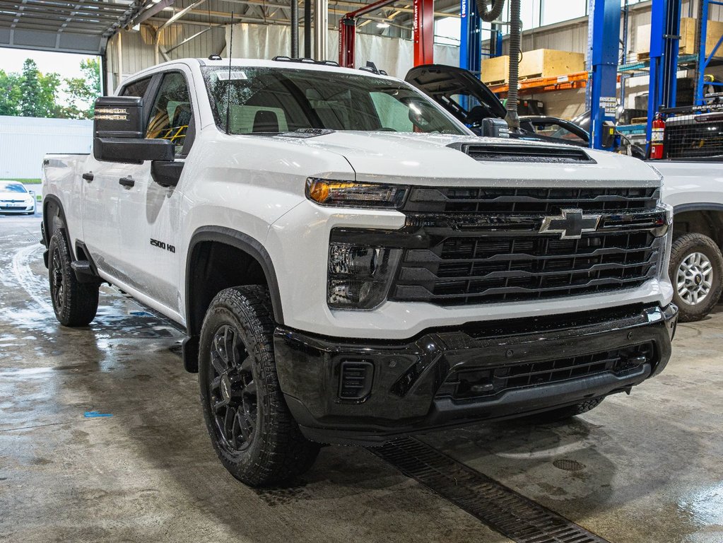 2026 Chevrolet SILVERADO 2500 4RM CUSTOM CREW in St-Jérôme, Quebec - 9 - w1024h768px