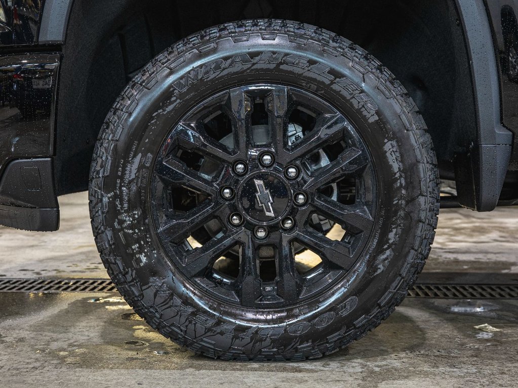 2026 Chevrolet SILVERADO 2500 4RM CUSTOM CREW in St-Jérôme, Quebec - 32 - w1024h768px