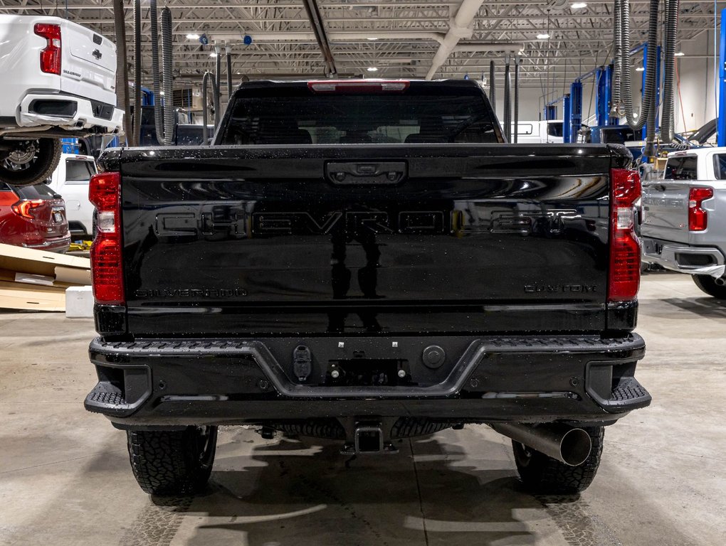 2026 Chevrolet SILVERADO 2500 4RM CUSTOM CREW in St-Jérôme, Quebec - 6 - w1024h768px