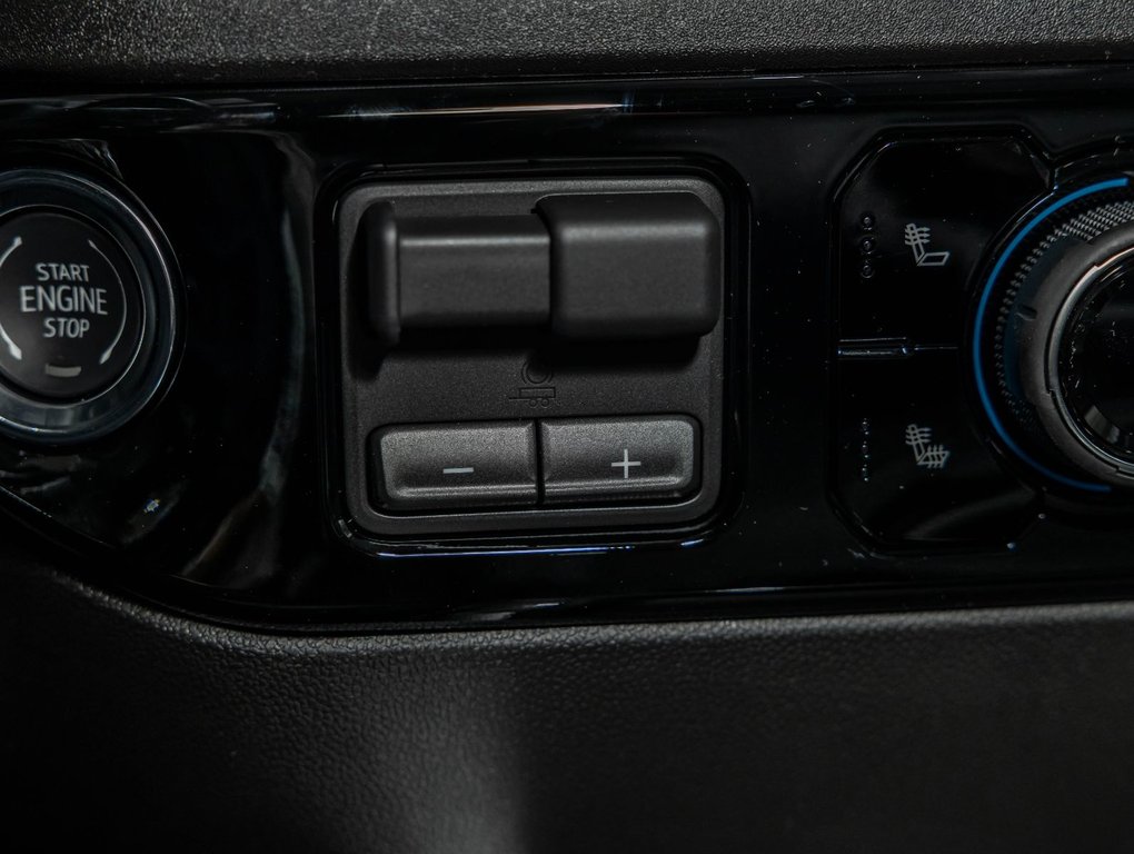 2026 Chevrolet SILVERADO 2500 HD in St-Jérôme, Quebec - 26 - w1024h768px