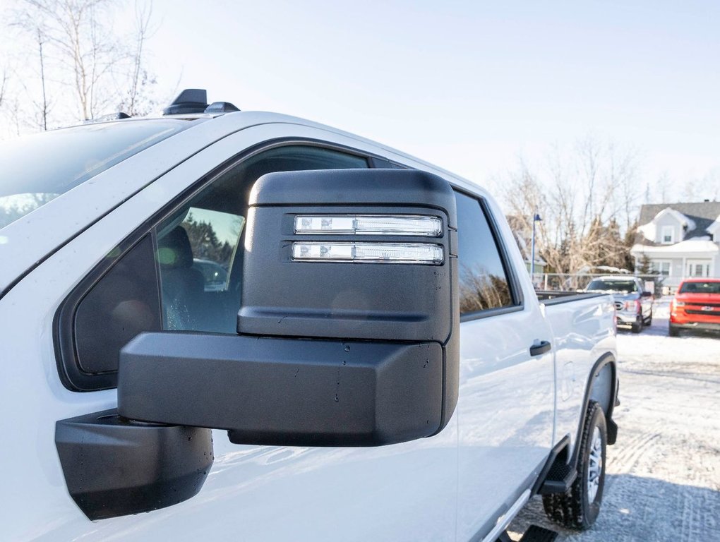 2024 Chevrolet SILVERADO 2500 HD in St-Jérôme, Quebec - 25 - w1024h768px